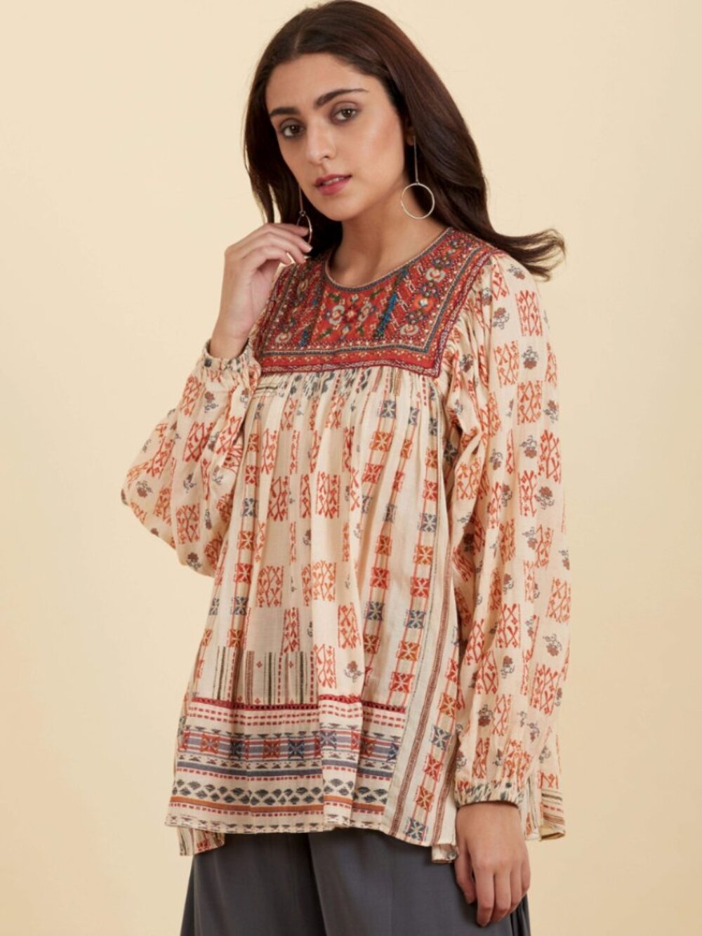 RITU KUMAR Embroidered Yoke Blouse Top Beige Red Multicolor Size 40 (US 8)